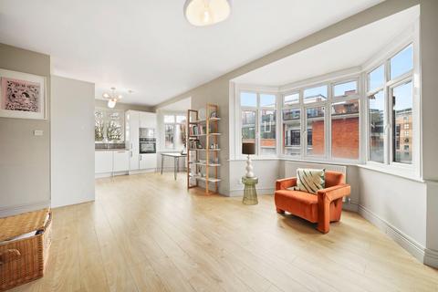 2 bedroom house for sale, Tudor Grove, London Fields, E9