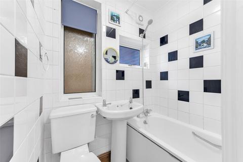 91 Elstree Gardens, Belvedere, DA17 5DR