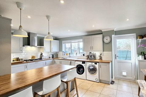 3 bedroom detached house for sale, St. Marys View, Cambridge CB25