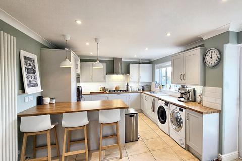 3 bedroom detached house for sale, St. Marys View, Cambridge CB25