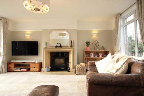 undefined, Blandford Avenue, Kettering, Northamptonshire, NN16