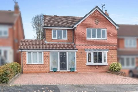 4 bedroom detached house for sale, Hill Rise View, Lickey End, Bromsgrove, B60 1GA