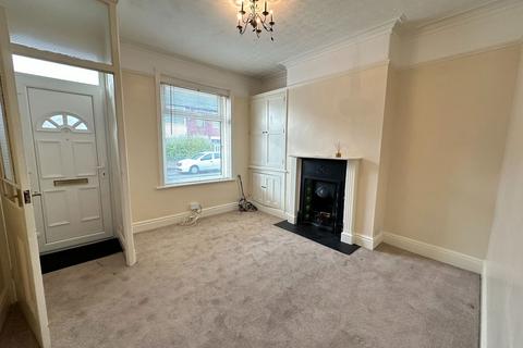 2 bedroom terraced house to rent, Chatham Road, Gorton, Manchester, M18 7JG