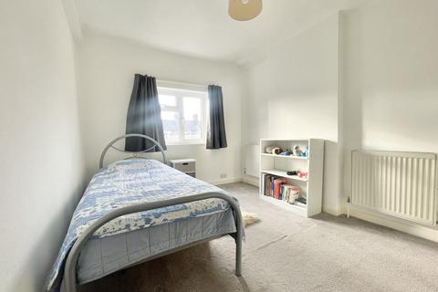 19 Ebrington Road, Exeter, EX2 8JQ