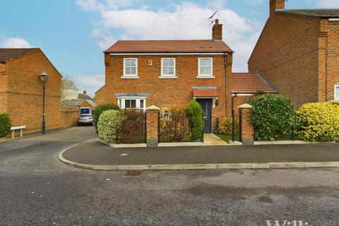 3 bedroom link detached house for sale, Kingsash Road, Aylesbury HP19