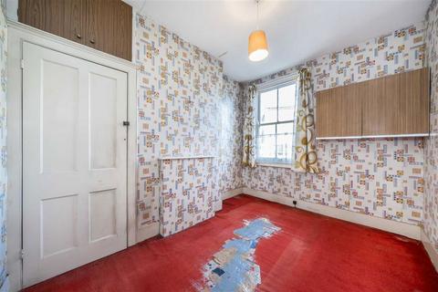 2 bedroom terraced house for sale, Mallet Road, London SE13