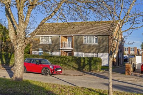 Studio for sale, Clive Avenue, Worthing