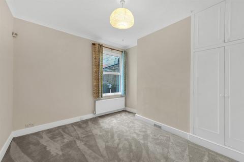 2 bedroom flat for sale, Morgan Road, Bromley, BR1