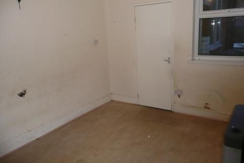 2 bedroom terraced house to rent, 108, Bartholomew Street LE2 1FA