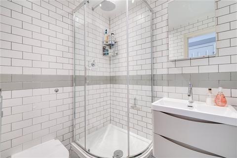 6 Marryat Square, London, SW6 6UA