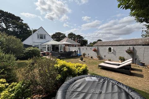 3 bedroom detached house for sale, BH11 FRANCIS AVENUE, Bournemouth