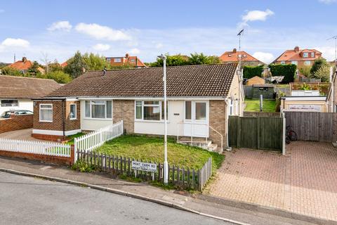 2 bedroom semi-detached bungalow to rent, Moat Farm Road, Folkestone, CT19