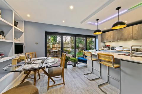 4 bedroom townhouse for sale, Langwood Chase, Teddington