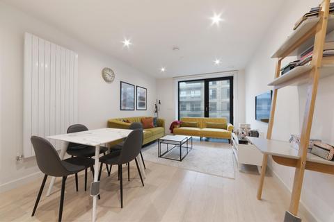 1 bedroom apartment for sale, John Cabot House, Royal Wharf, E16