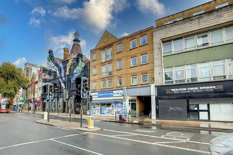 1 bedroom flat for sale, Rushey Green, Catford, London, SE6