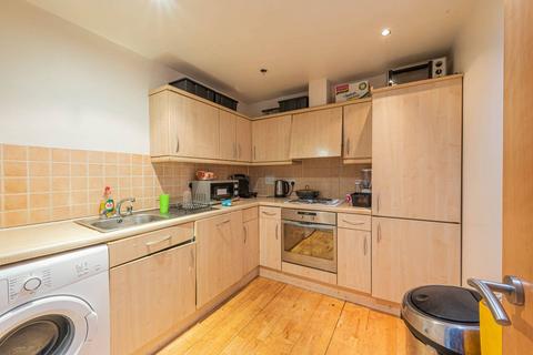 1 bedroom flat for sale, Rushey Green, Catford, London, SE6