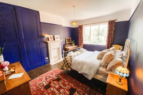 4 bedroom semi-detached house to rent, Luttrell Avenue, Putney, London, SW15