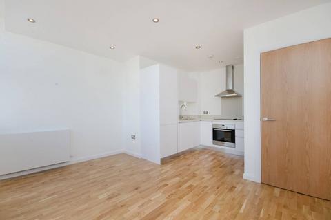 1 bedroom flat to rent, Streatham High Road, Streatham Hill, London, SW16