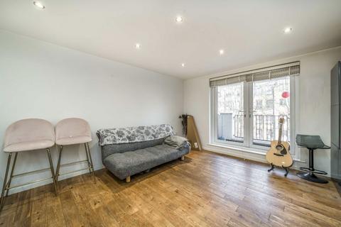 2 bedroom flat to rent, Morrish Road, London SW2