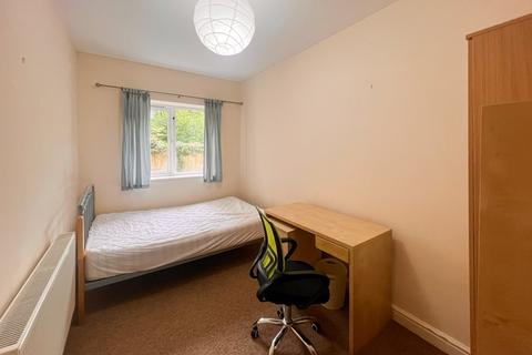 4 bedroom flat to rent, West Park, Bristol BS8