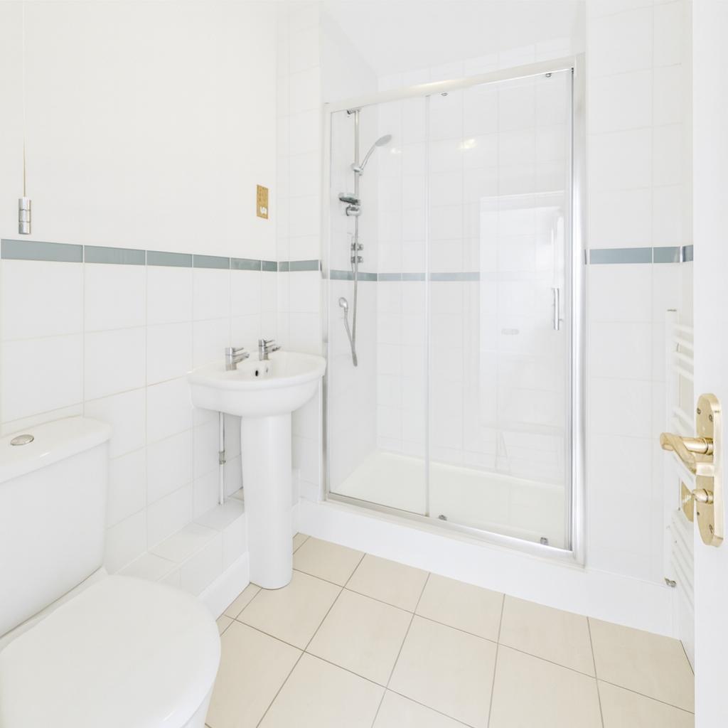 Ensuite shower room