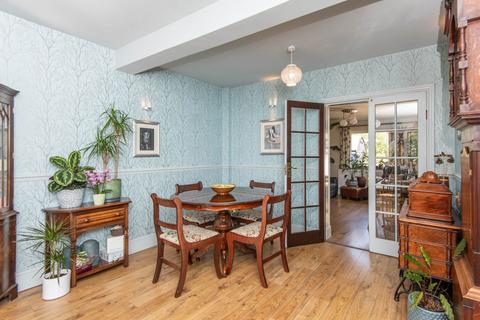 48 Ashover Road, Old Tupton, Chesterfield, S42 6HJ