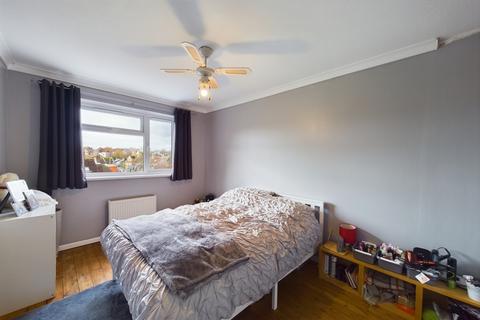 9 Shepway Close, Folkestone, CT19 5SJ