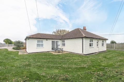 4 bedroom detached bungalow for sale, Cawston