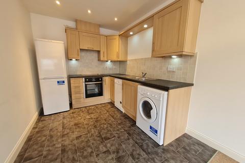 2 bedroom flat to rent, Horsforde View, Newlay LS13