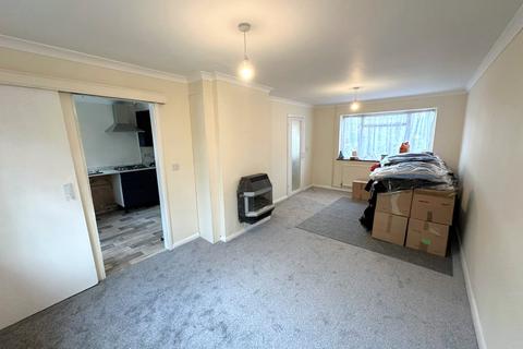 3 bedroom terraced house for sale, Hornbean Road, Hayes, Greater London, UB4