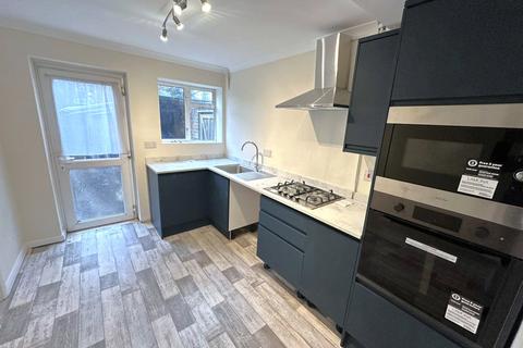 3 bedroom terraced house for sale, Hornbean Road, Hayes, Greater London, UB4