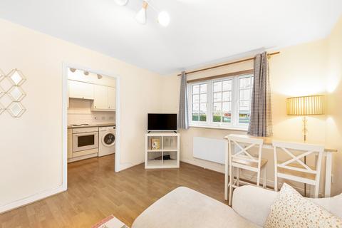 1 bedroom flat to rent, Edith Cavell Way, SE18