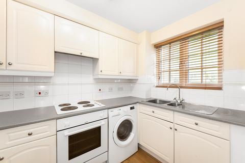 1 bedroom flat to rent, Edith Cavell Way, SE18