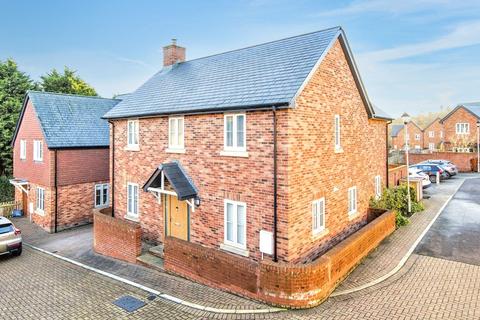 4 bedroom detached house for sale, Cross In Hand, Heathfield