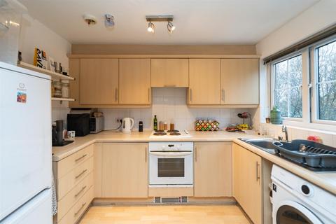 2 bedroom apartment for sale, Chelsfield Grove, Chorlton