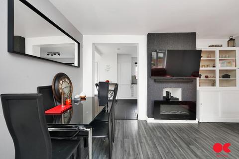 64 Stratton Road, Romford, RM3 9UD