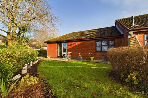 2 bedroom terraced bungalow for sale, Holly Green, Burton-on-Trent