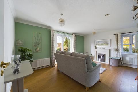 2 bedroom terraced bungalow for sale, Holly Green, Burton-on-Trent