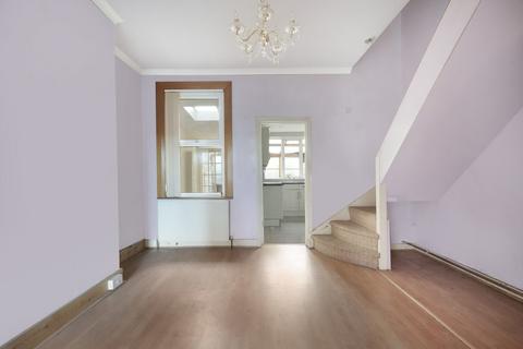 2 bedroom terraced house for sale, Langham Road, London N15