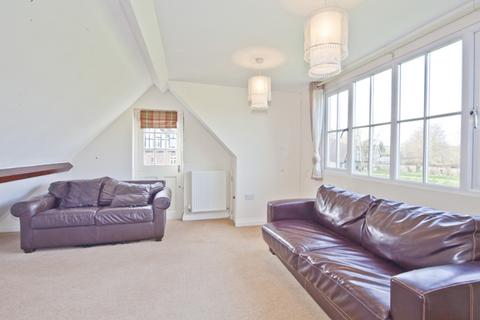 3 bedroom detached house to rent, The Old Stables, Goring on Thames, RG8