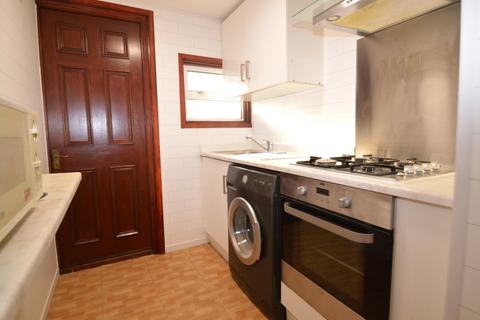 2 bedroom terraced house to rent, Goldsmid Street, London