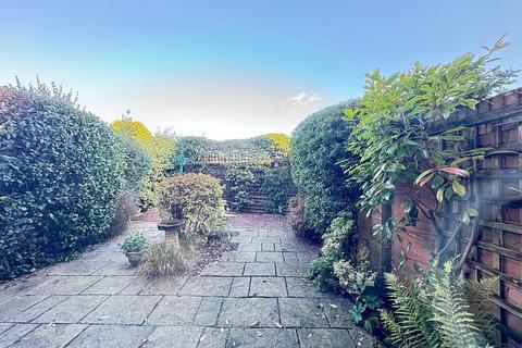 11 John Nash Square, Kenilworth, CV8 1RJ
