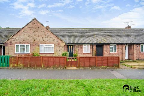 2 bedroom bungalow for sale, Lacey Green, Coulsdon, CR5