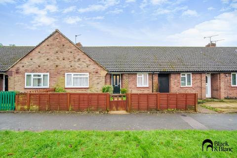 12 Lacey Green, Coulsdon, CR5 1BL