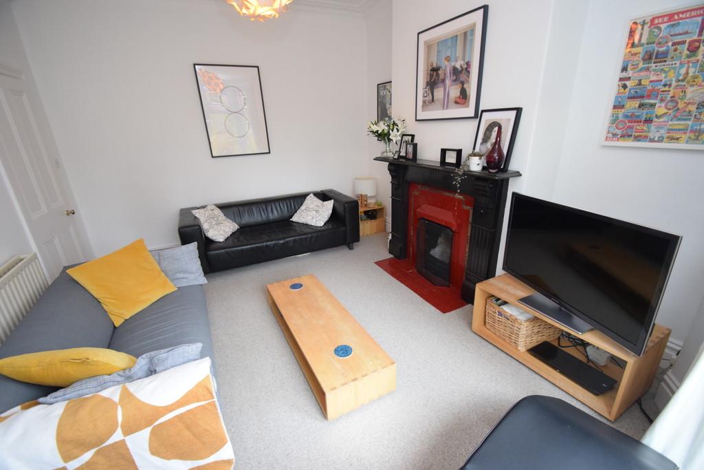 Lounge 3