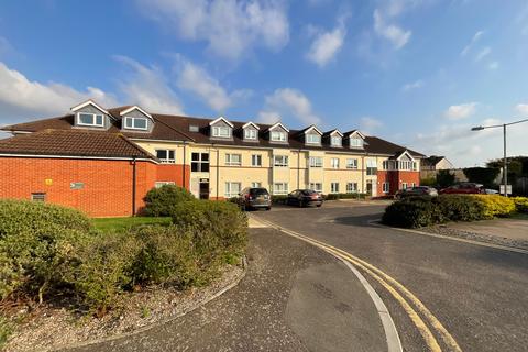 2 bedroom flat for sale, Oak Road South, Benfleet SS7