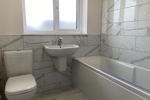 2 bedroom semi-detached house to rent, Crossley Lane, Mirfield WF14