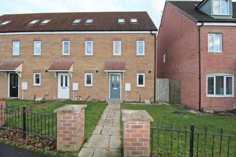 3 bedroom terraced house to rent, Wingate Way, Ashington, NE63