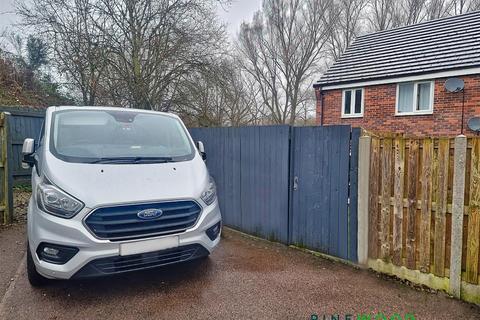 3 bedroom semi-detached house for sale, Bridge Street, Chesterfield S45