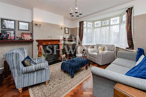 5 bedroom semi-detached house for sale, Westrow Drive, Leftley Estate, Barking, IG11